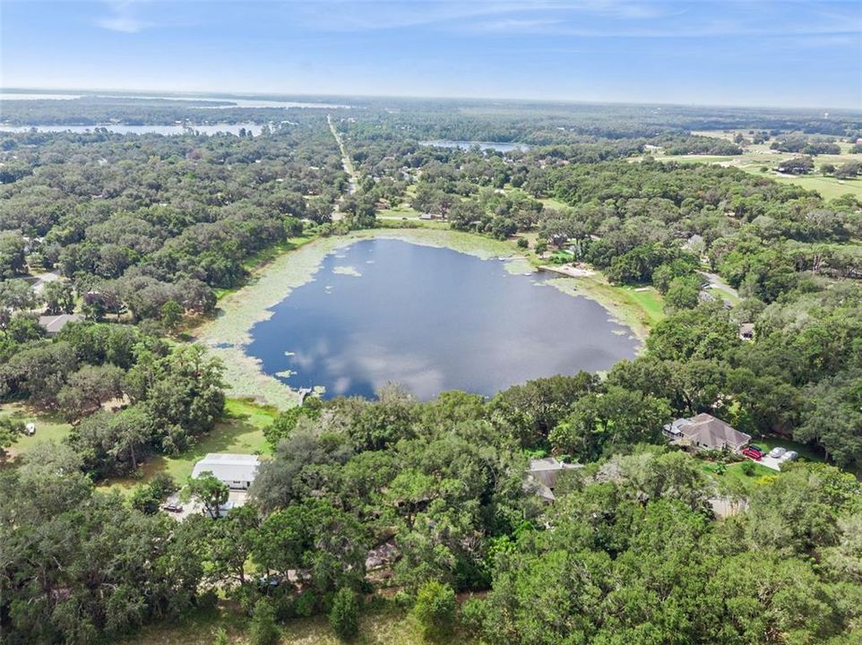 Active With Contract: $325,000 (2 beds, 2 baths, 1704 Square Feet)