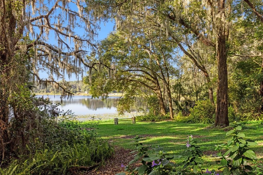 Active With Contract: $325,000 (2 beds, 2 baths, 1704 Square Feet)