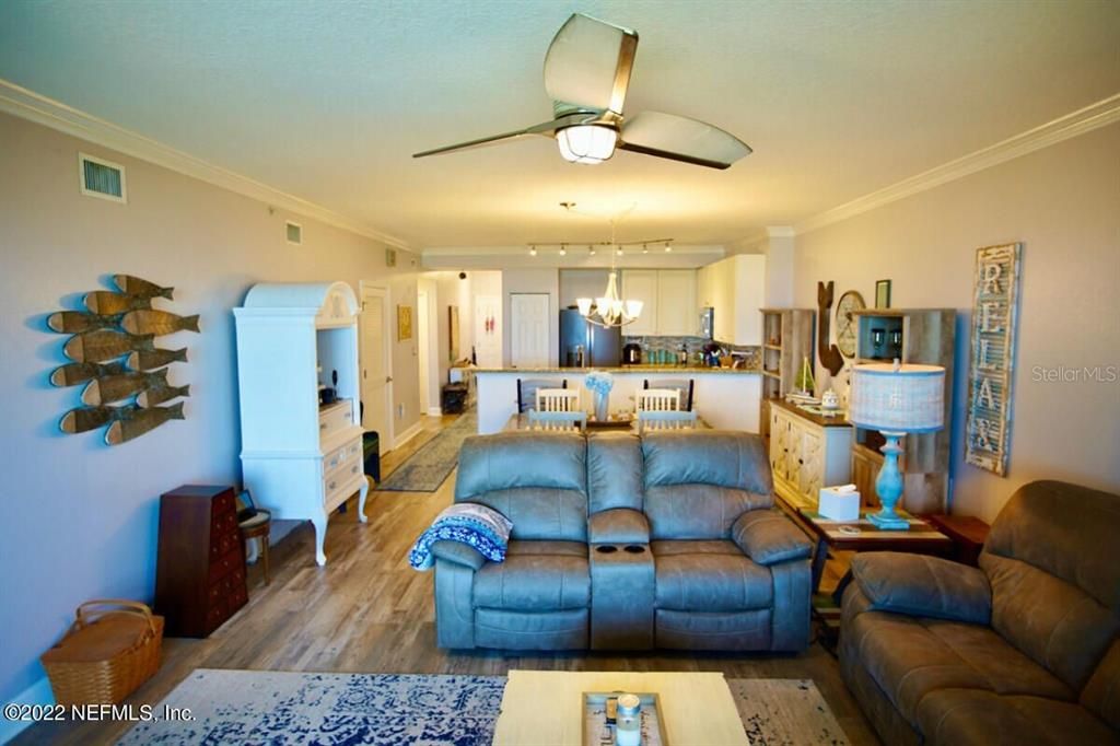 For Sale: $549,800 (3 beds, 2 baths, 1455 Square Feet)