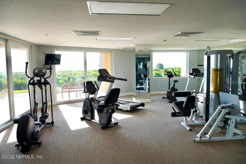 For Sale: $549,800 (3 beds, 2 baths, 1455 Square Feet)