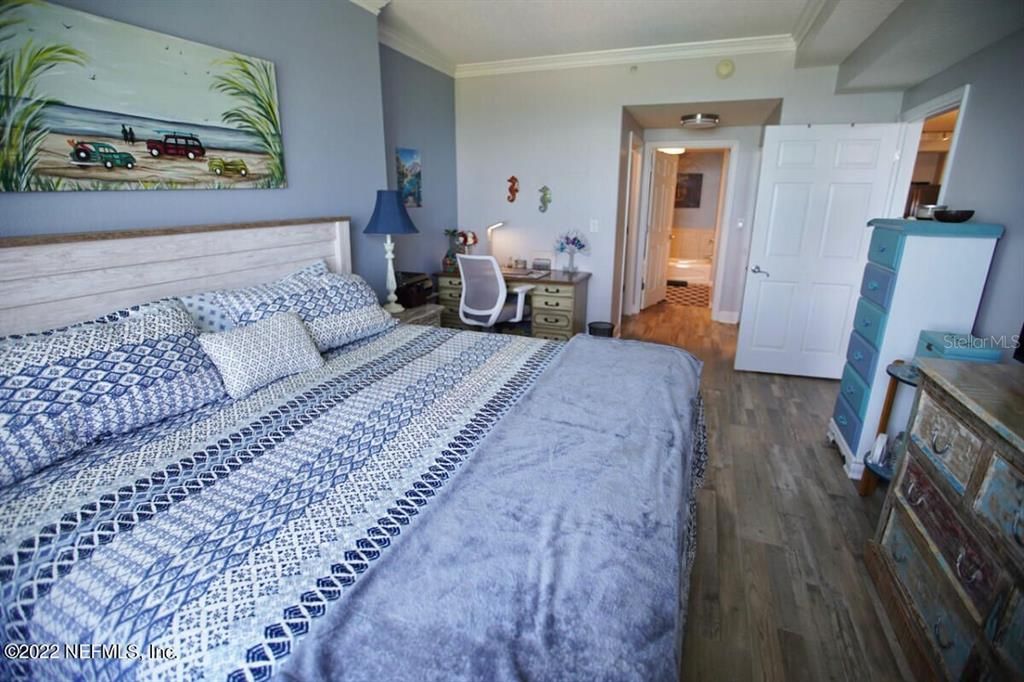 For Sale: $549,800 (3 beds, 2 baths, 1455 Square Feet)