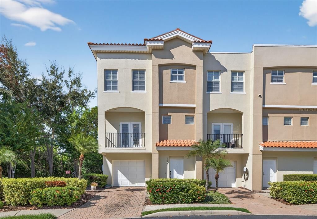 Active With Contract: $339,900 (3 beds, 3 baths, 1680 Square Feet)