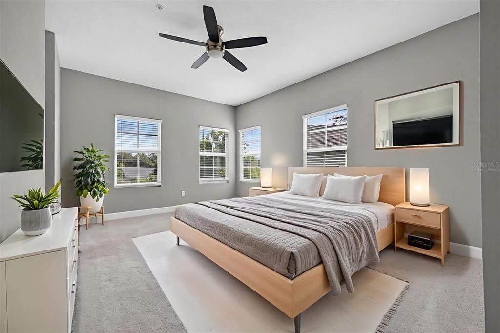 Active With Contract: $339,900 (3 beds, 3 baths, 1680 Square Feet)