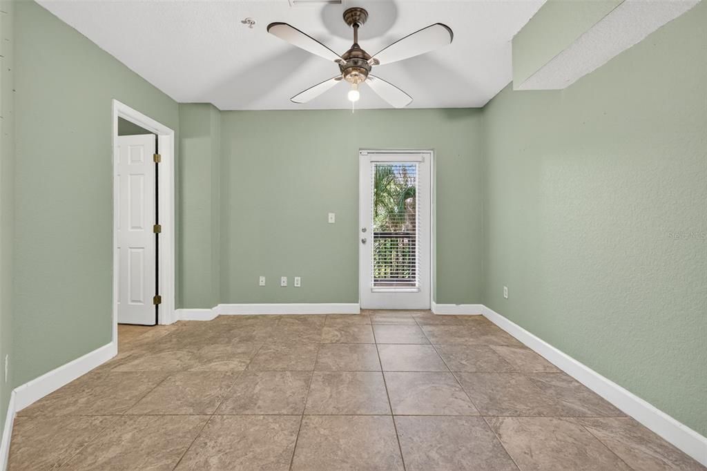 Active With Contract: $339,900 (3 beds, 3 baths, 1680 Square Feet)