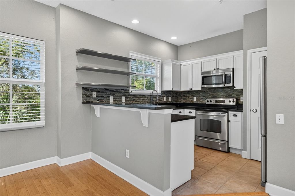 Active With Contract: $339,900 (3 beds, 3 baths, 1680 Square Feet)