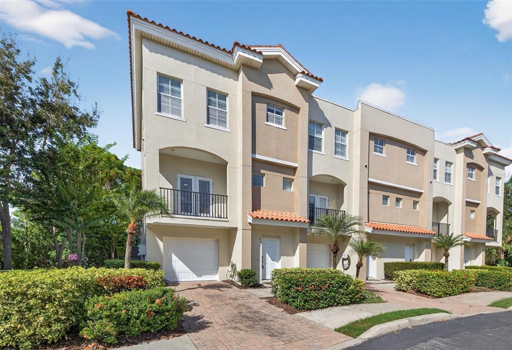 Active With Contract: $339,900 (3 beds, 3 baths, 1680 Square Feet)