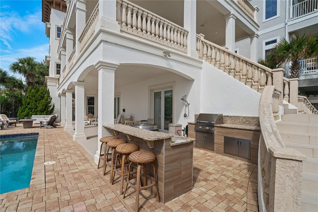 待售: $3,795,000 (6 贝兹, 5 浴室, 5324 平方英尺)