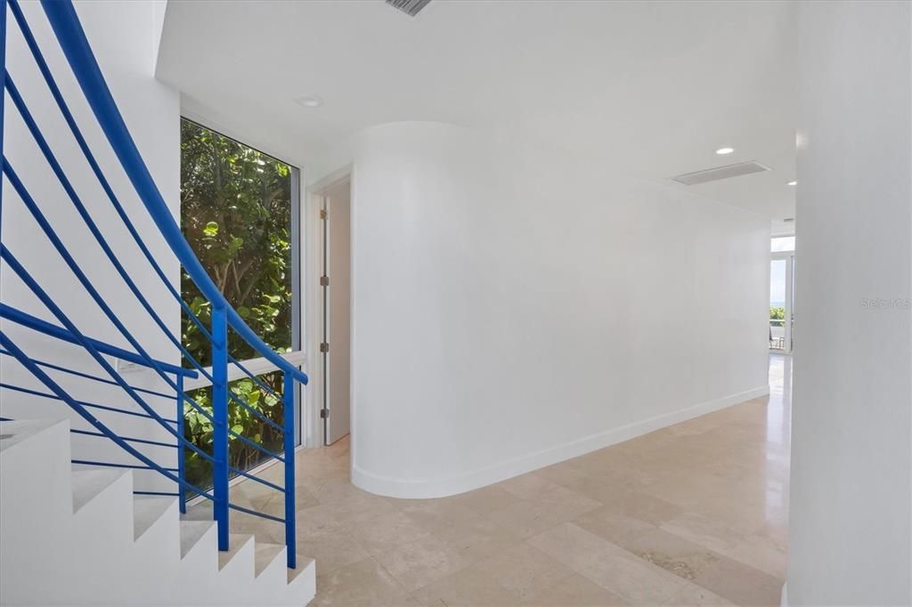 出租: $19,975 (4 贝兹, 4 浴室, 4236 平方英尺)