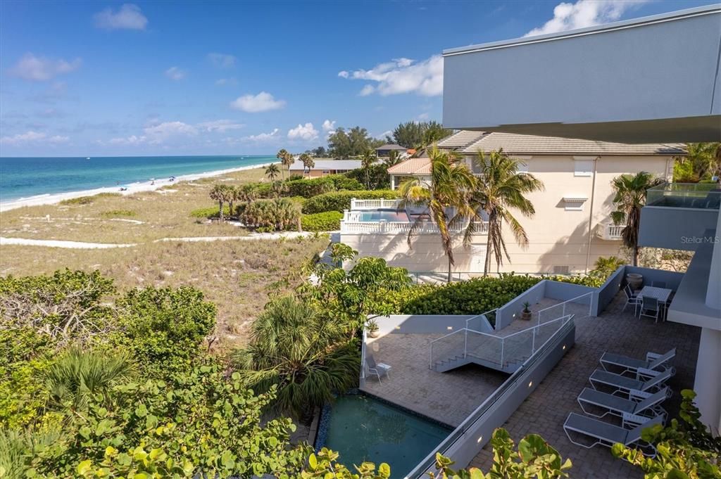 出租: $19,975 (4 贝兹, 4 浴室, 4236 平方英尺)