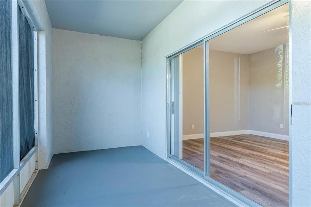 待售: $280,000 (2 贝兹, 2 浴室, 1242 平方英尺)