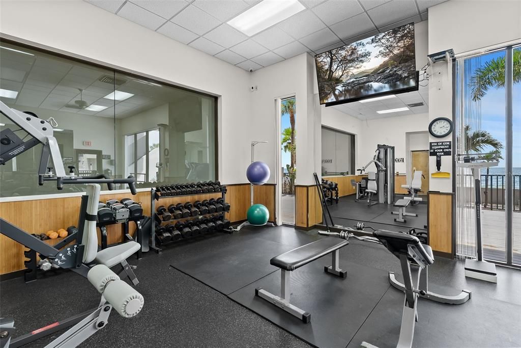 出租: $5,995 (3 贝兹, 3 浴室, 1970 平方英尺)