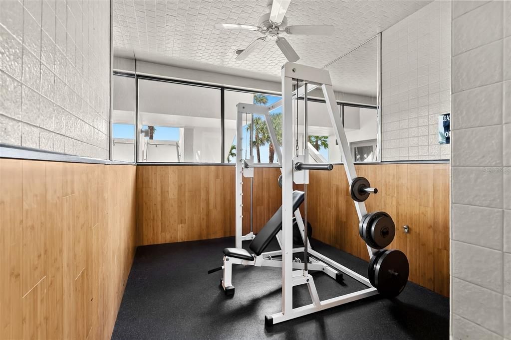 出租: $5,995 (3 贝兹, 3 浴室, 1970 平方英尺)