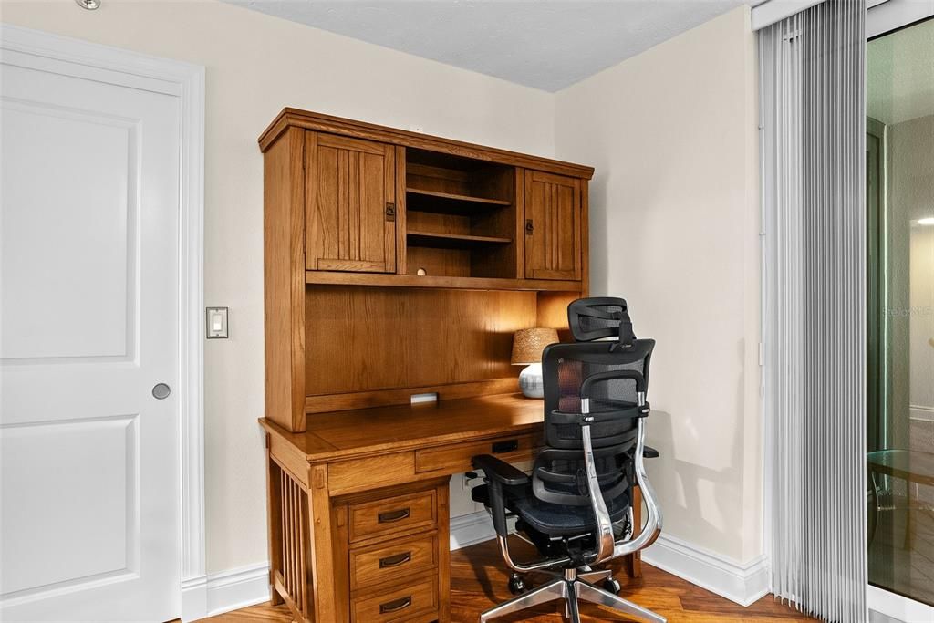 出租: $5,995 (3 贝兹, 3 浴室, 1970 平方英尺)