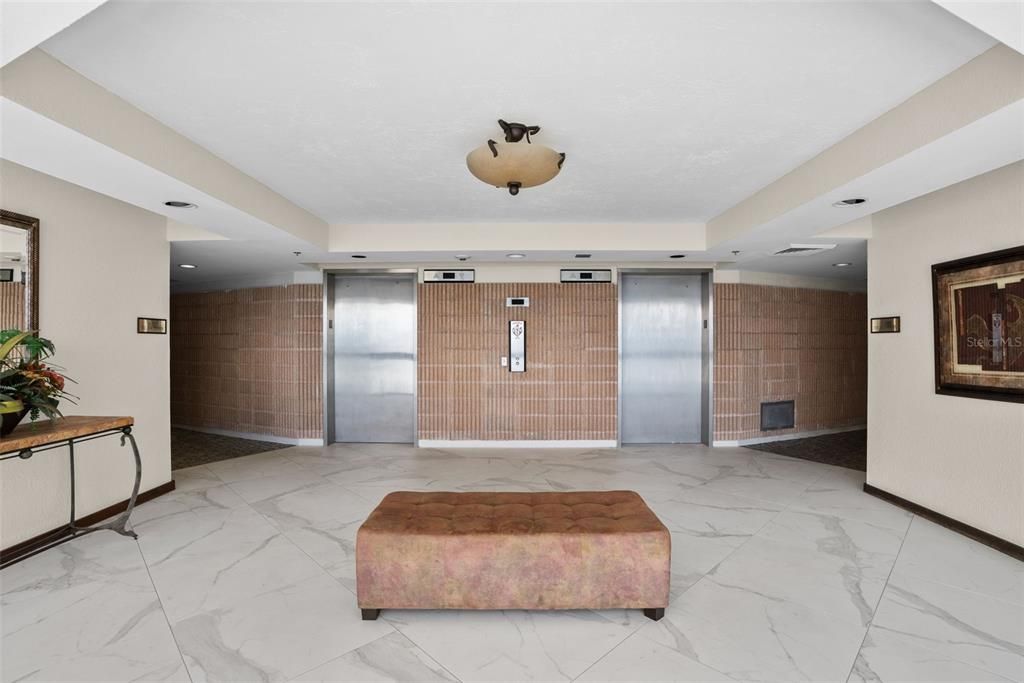 出租: $5,995 (3 贝兹, 3 浴室, 1970 平方英尺)