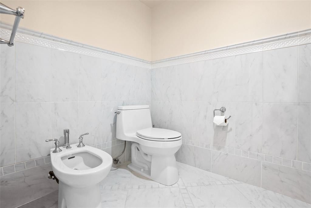 出租: $5,995 (3 贝兹, 3 浴室, 1970 平方英尺)