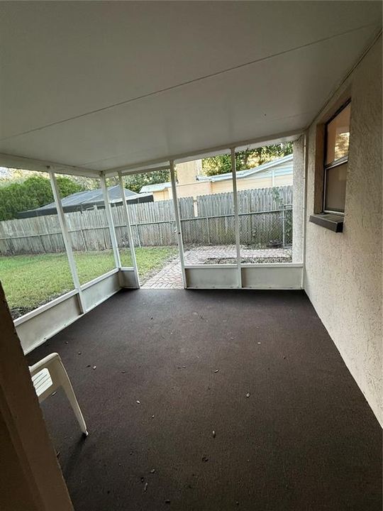 出租: $1,500 (3 贝兹, 2 浴室, 1072 平方英尺)