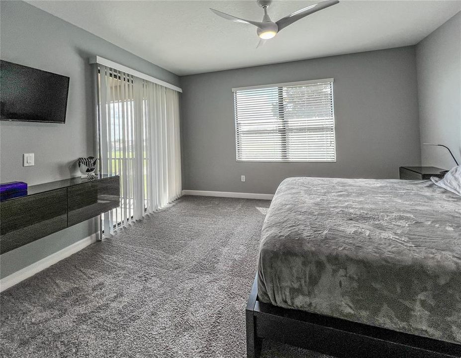 Activo con contrato: $339,900 (3 camas, 2 baños, 1854 Pies cuadrados)