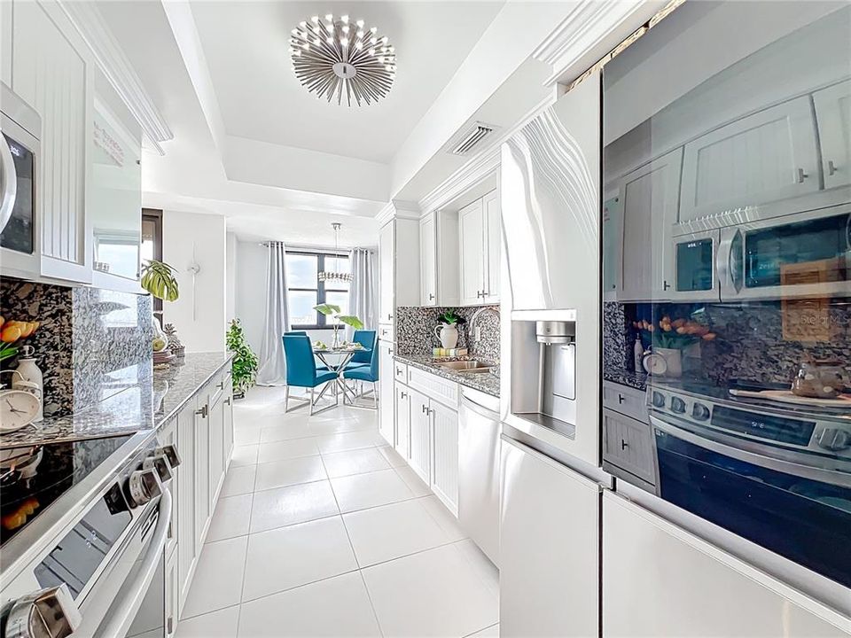 Active With Contract: $927,000 (2 beds, 2 baths, 1420 Square Feet)