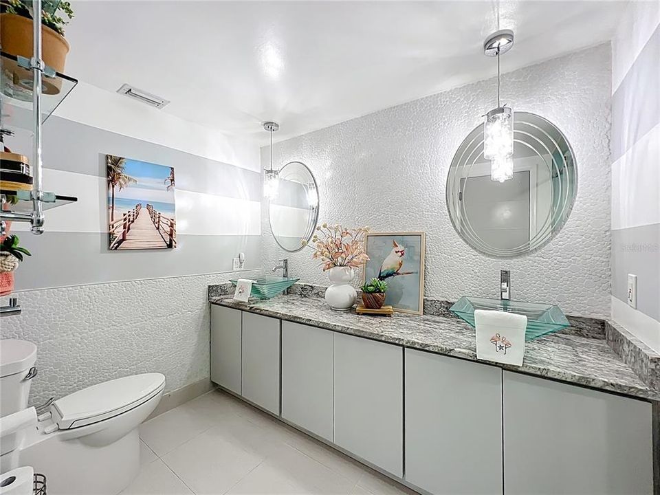 Active With Contract: $927,000 (2 beds, 2 baths, 1420 Square Feet)