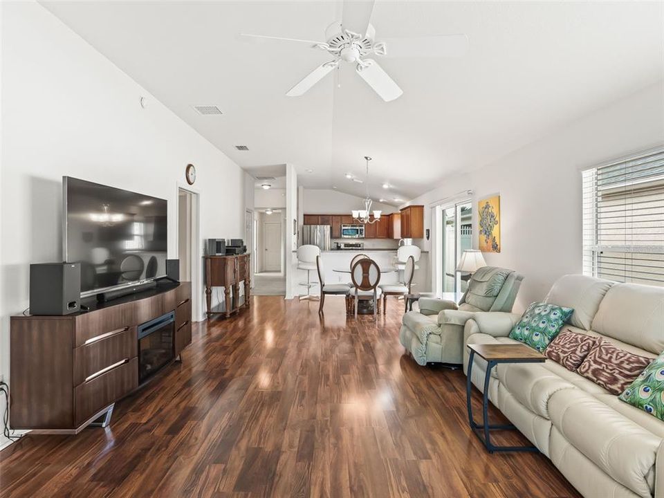 For Sale: $791,000 (3 beds, 2 baths, 1491 Square Feet)