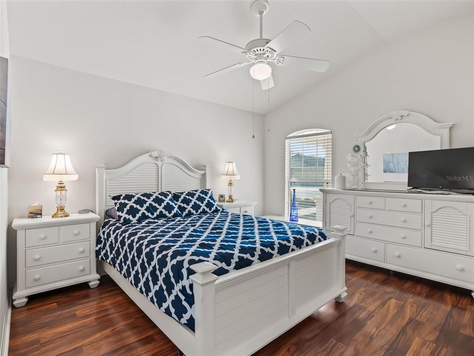 For Sale: $791,000 (3 beds, 2 baths, 1491 Square Feet)