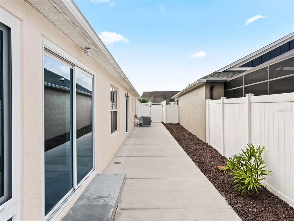 For Sale: $791,000 (3 beds, 2 baths, 1491 Square Feet)