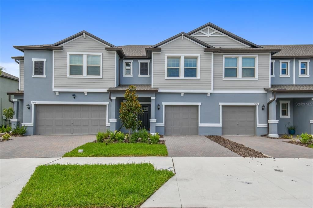 For Rent: $2,300 (3 beds, 2 baths, 1601 Square Feet)