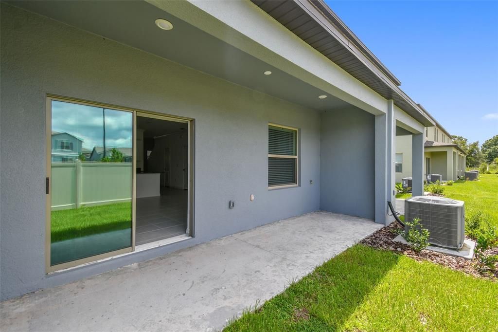 For Rent: $2,300 (3 beds, 2 baths, 1601 Square Feet)