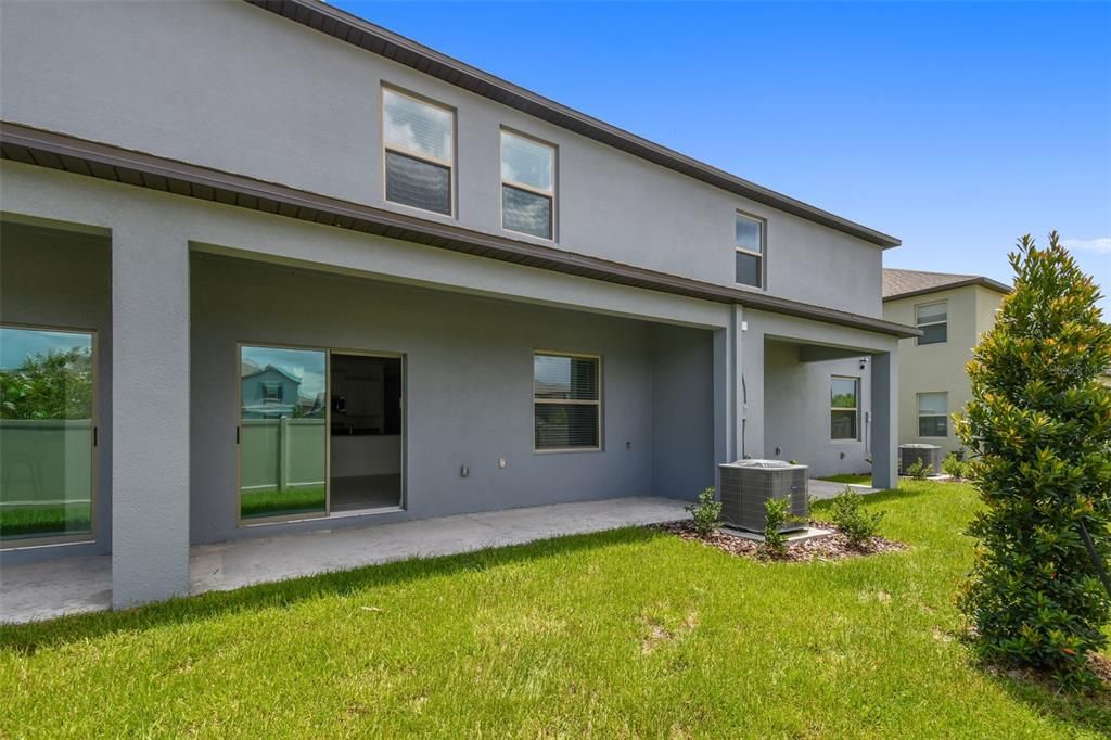 For Rent: $2,300 (3 beds, 2 baths, 1601 Square Feet)