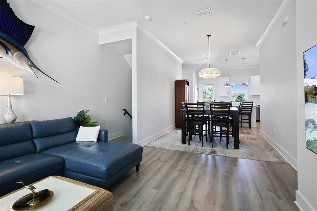 For Sale: $785,000 (3 beds, 3 baths, 1970 Square Feet)