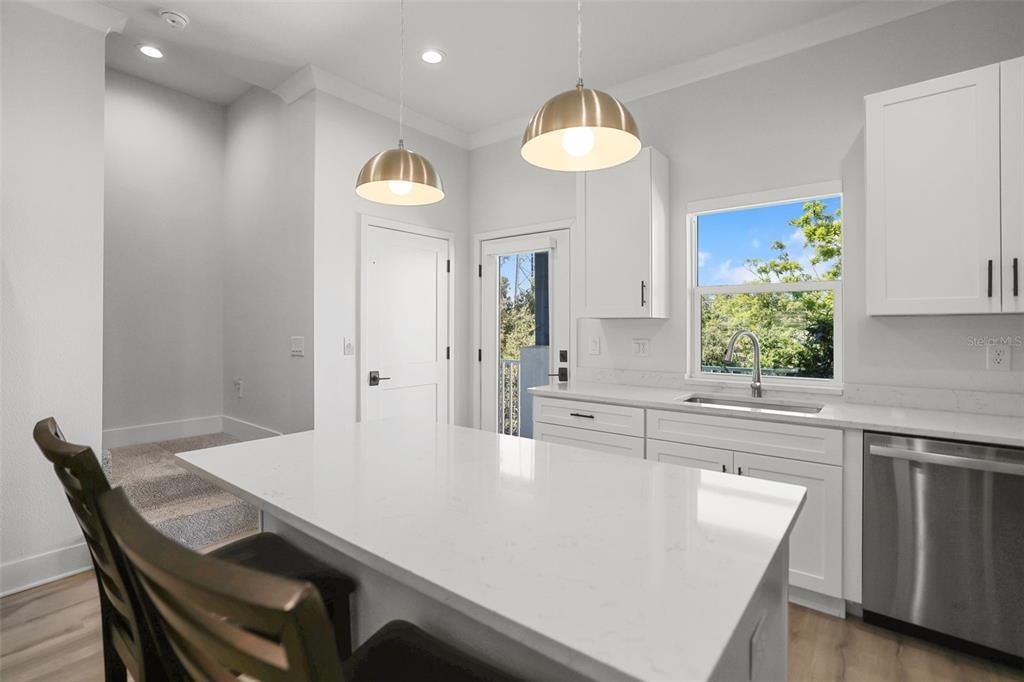 For Sale: $785,000 (3 beds, 3 baths, 1970 Square Feet)