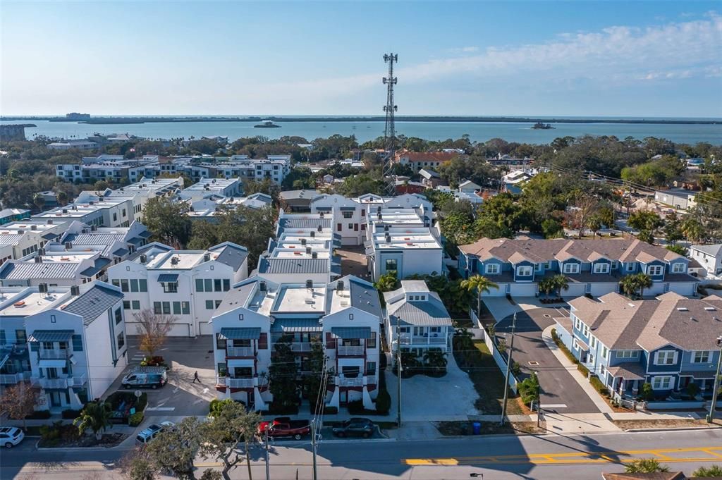 For Sale: $785,000 (3 beds, 3 baths, 1970 Square Feet)