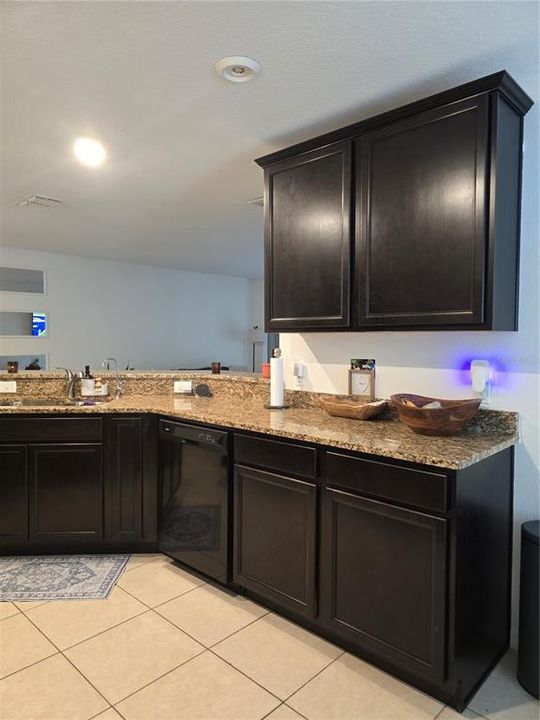 En Renta: $2,000 (3 camas, 2 baños, 1563 Pies cuadrados)