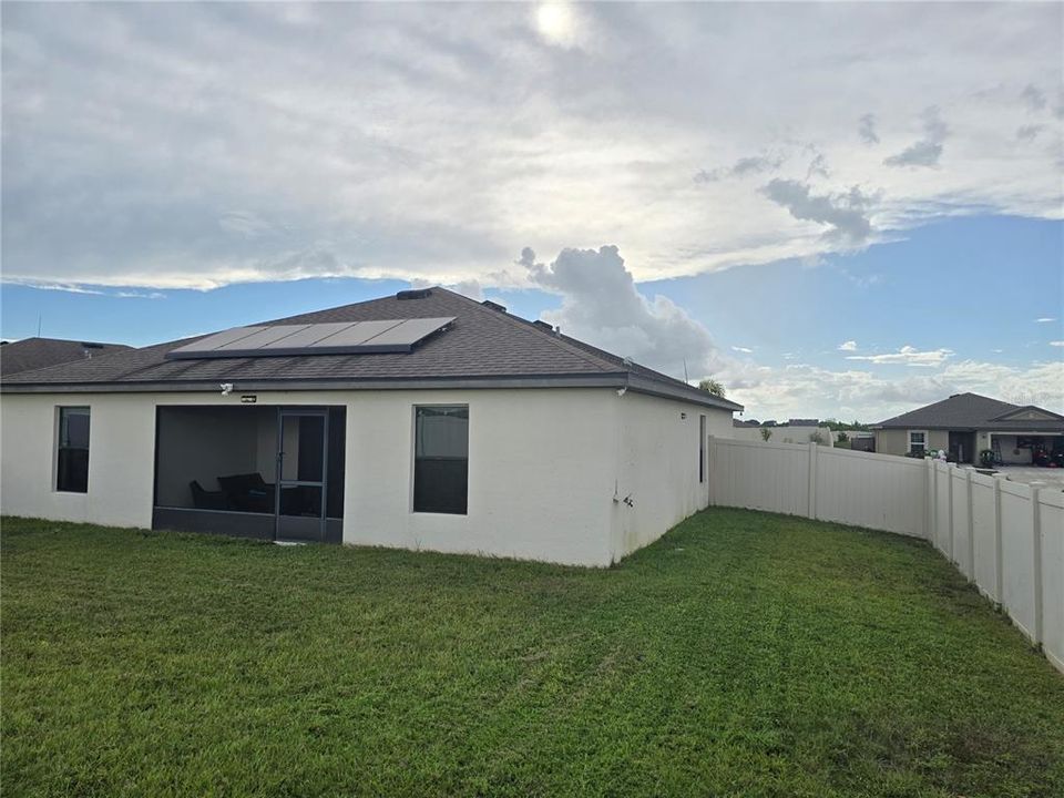 En Renta: $2,000 (3 camas, 2 baños, 1563 Pies cuadrados)