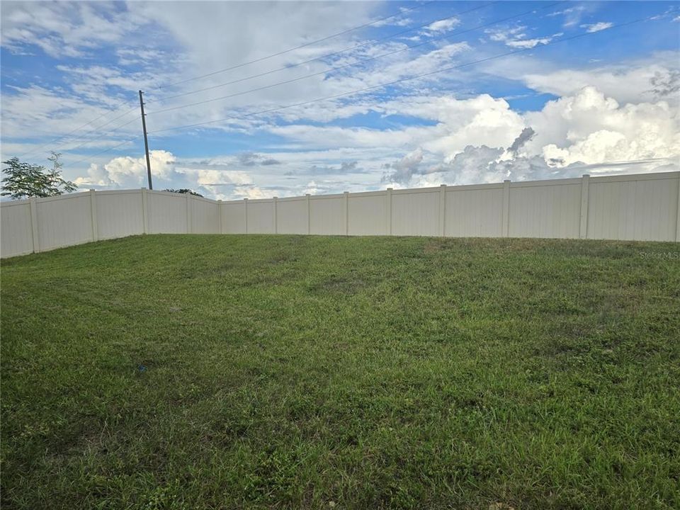 En Renta: $2,000 (3 camas, 2 baños, 1563 Pies cuadrados)