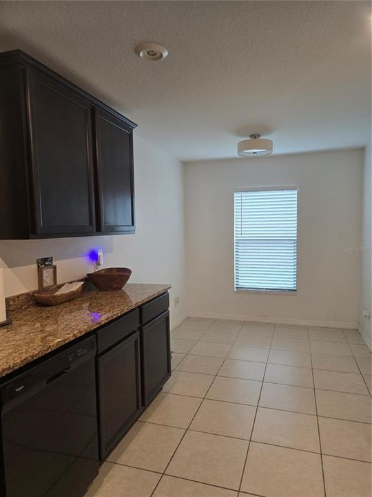 En Renta: $2,000 (3 camas, 2 baños, 1563 Pies cuadrados)