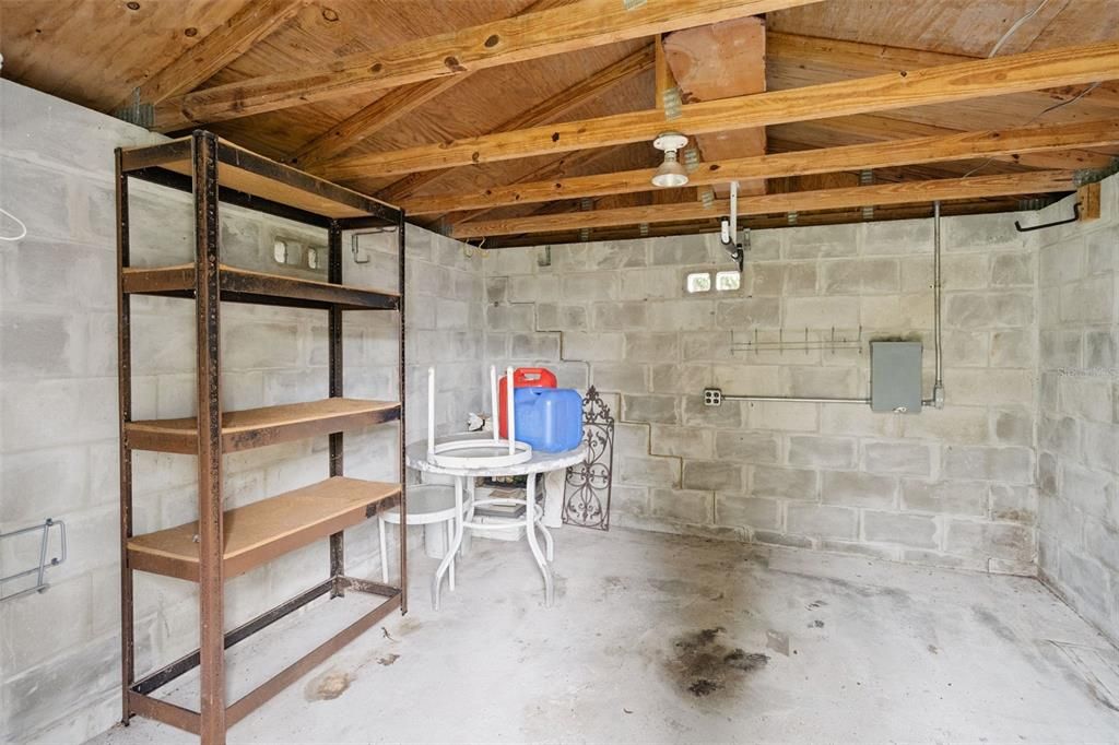 For Sale: $799,900 (3 beds, 3 baths, 2580 Square Feet)