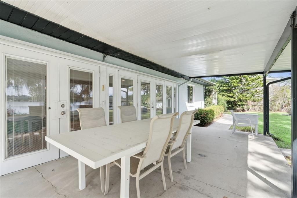 For Sale: $799,900 (3 beds, 3 baths, 2580 Square Feet)