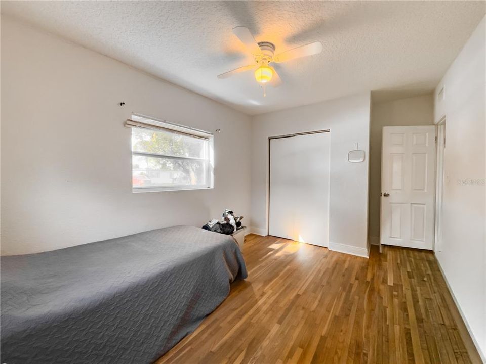 En Venta: $389,900 (5 camas, 3 baños, 1562 Pies cuadrados)