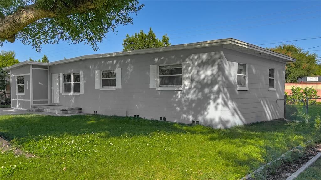 En Venta: $389,900 (5 camas, 3 baños, 1562 Pies cuadrados)