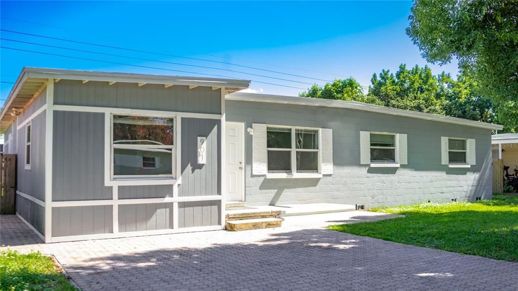 En Venta: $389,900 (5 camas, 3 baños, 1562 Pies cuadrados)