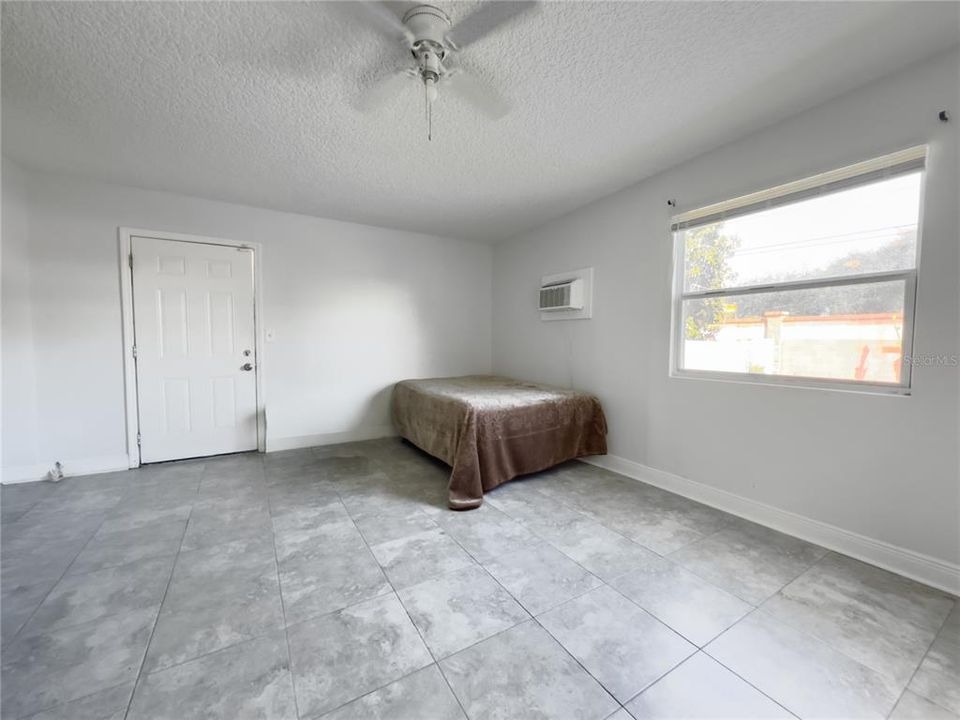 En Venta: $389,900 (5 camas, 3 baños, 1562 Pies cuadrados)