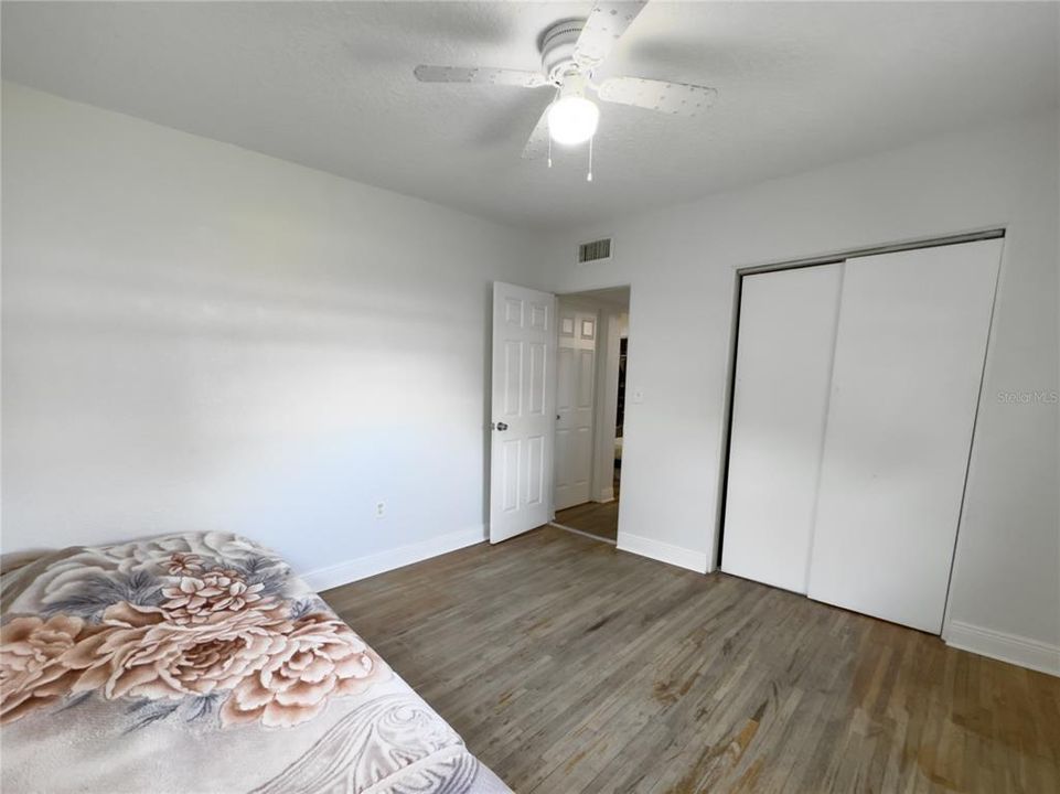 En Venta: $389,900 (5 camas, 3 baños, 1562 Pies cuadrados)