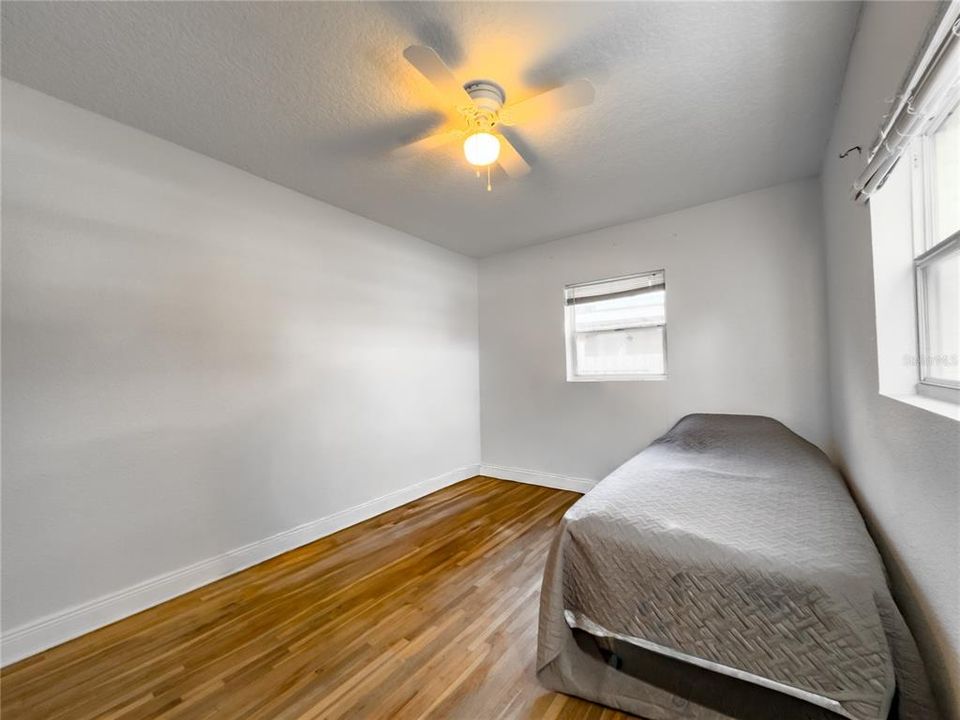 En Venta: $389,900 (5 camas, 3 baños, 1562 Pies cuadrados)