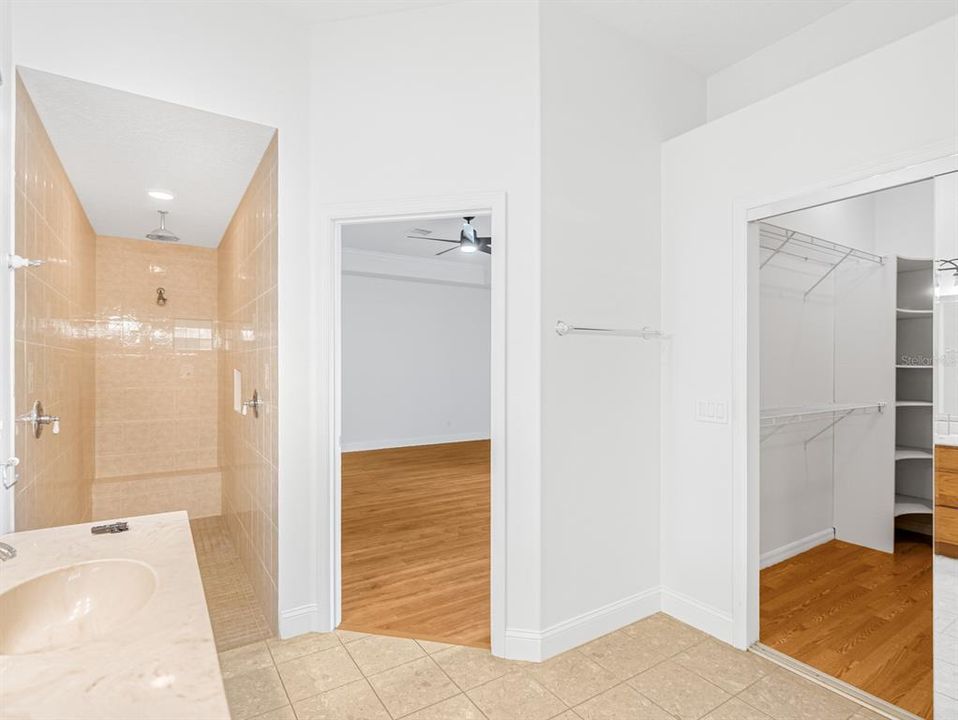 待售: $675,000 (4 贝兹, 3 浴室, 2359 平方英尺)