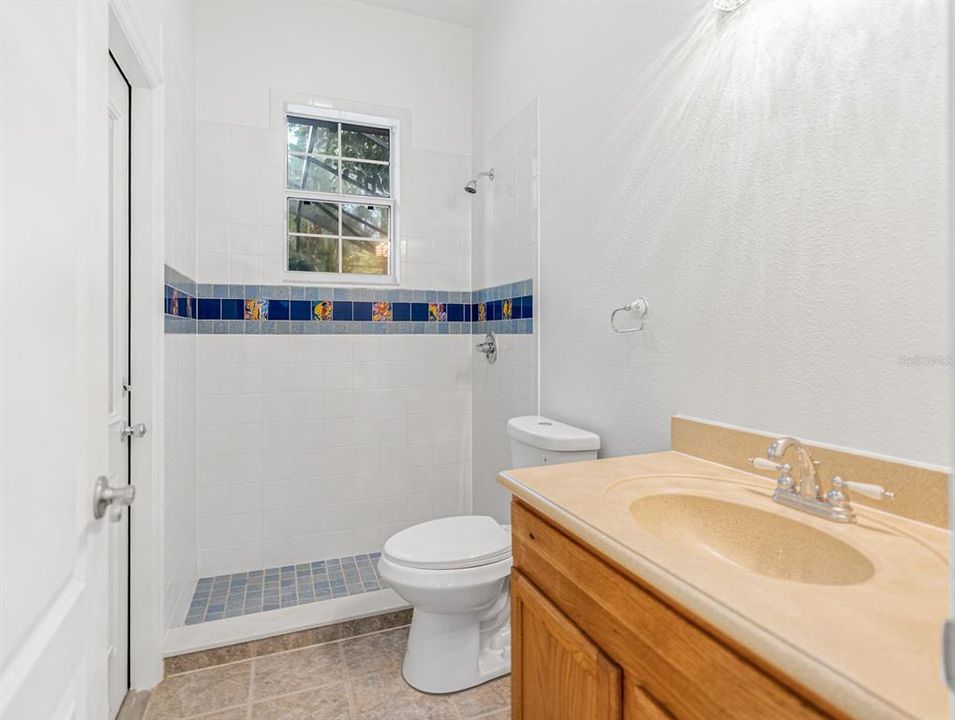 待售: $675,000 (4 贝兹, 3 浴室, 2359 平方英尺)