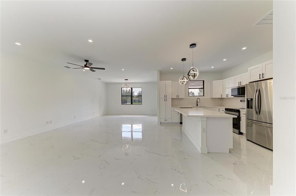 For Sale: $699,000 (3 beds, 2 baths, 1972 Square Feet)