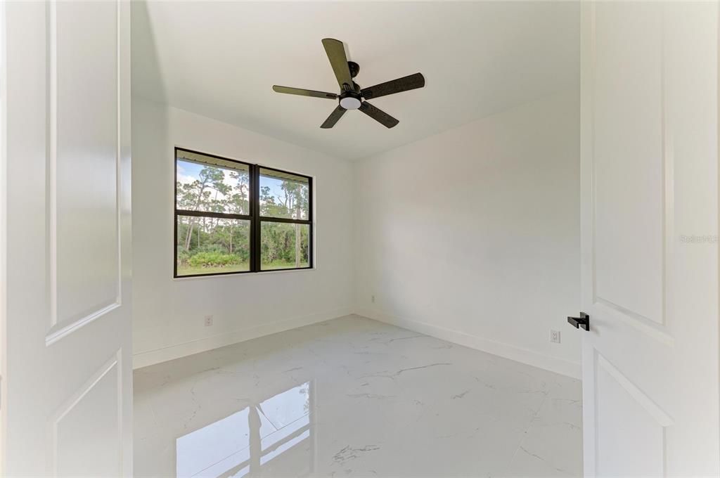 For Sale: $699,000 (3 beds, 2 baths, 1972 Square Feet)