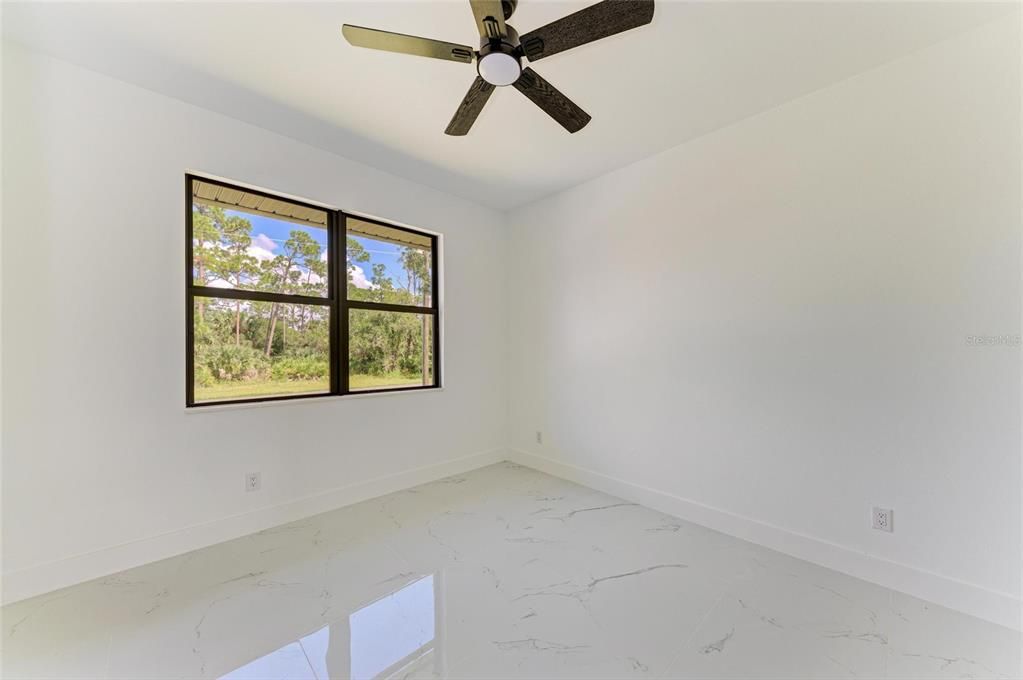 For Sale: $699,000 (3 beds, 2 baths, 1972 Square Feet)