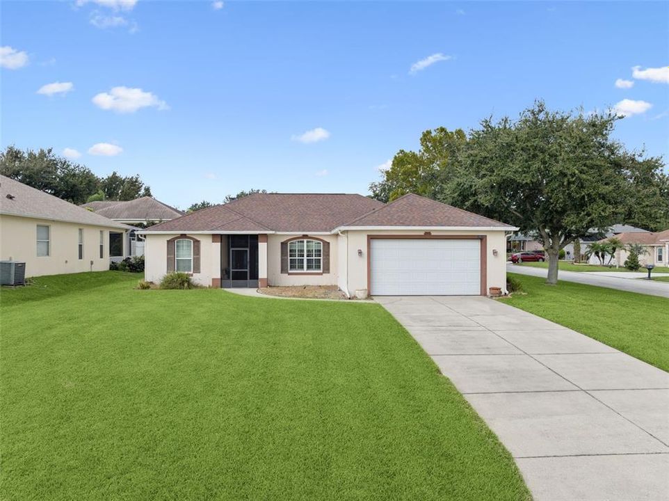 Recently Sold: $399,999 (3 beds, 2 baths, 1830 Square Feet)
